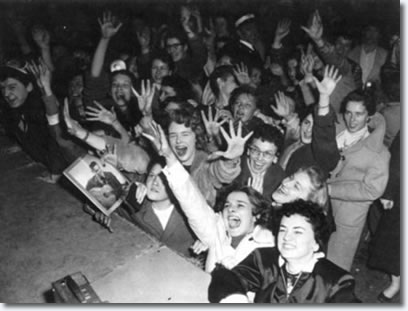 Elvis With Fans