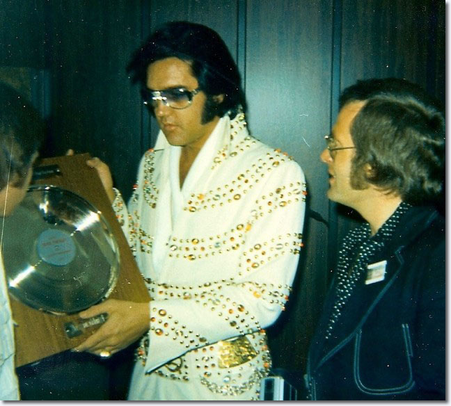 Elvis Presley before his matinee show at the Nassau Coliseum, Uniondale (Long Island, NY) on June 24, 1973