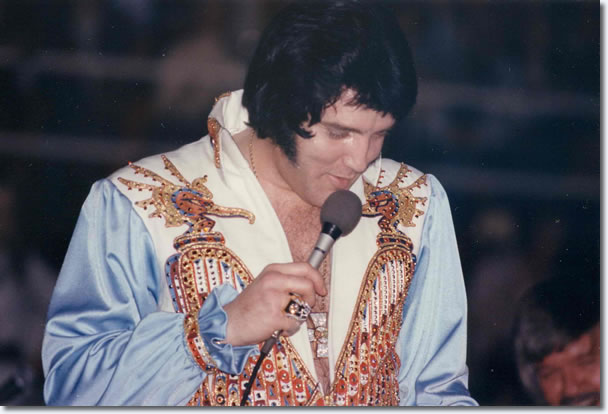 Elvis Presley : March 20, 1976. (8:30 pm) Charlotte, NC.