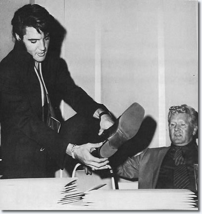 Elvis Presley Press Conference - Las Vegas 1969